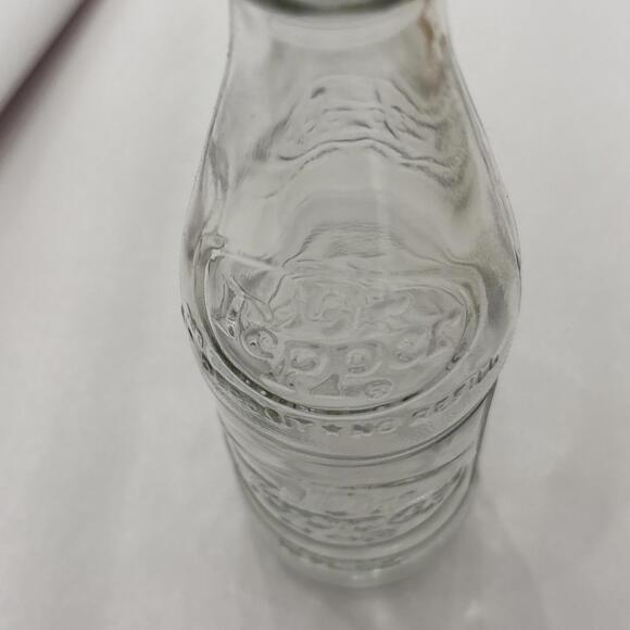 Vintage Dr. Pepper Soda Bottle 1974 10oz. 7 3/4" - Picture 7 of 11